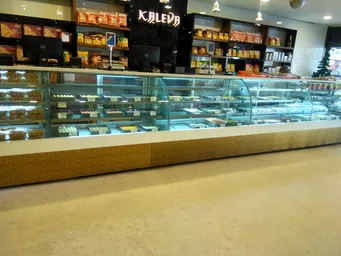 Sweet Display Counter 